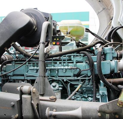 Chassis Sinotruk e 400 CV Il camion miscelatore a prua ideale per la costruzione pesante