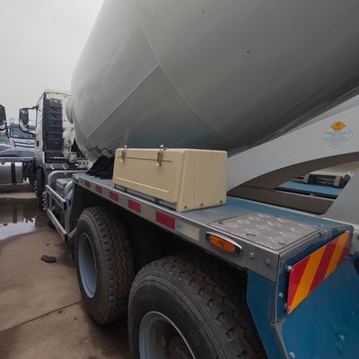 ZZ1257N3647N1 Sinotruk Heavy Duty HOWO 6X4 14m3 Camione miscelatore di calcestruzzo da costruzione