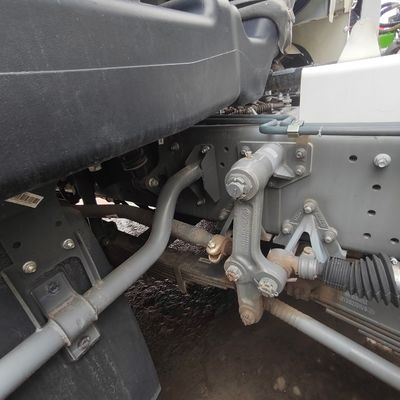 6X4 Nx 8m3 Sinotruk Camionetto miscelatore di calcestruzzo da costruzione pesante con 8 cilindrata