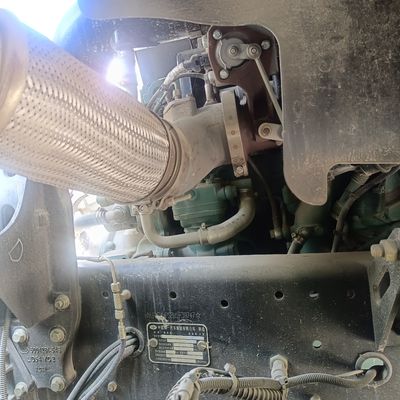 Camionetto per il miscelato di calcestruzzo usato con scatola di carico in acciaio al carbonio e cabina del condizionatore d'aria