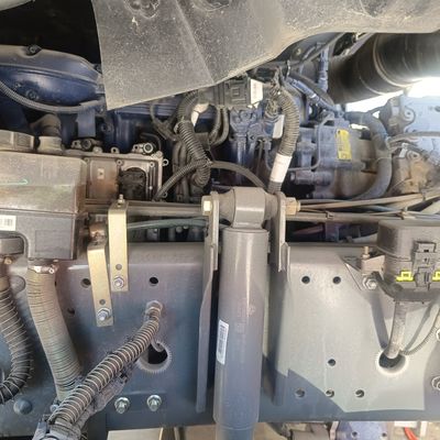 Haowo Heavy Truck Mixing Tractor Cement Mixing Truck e 6 mesi di servizio post-vendita