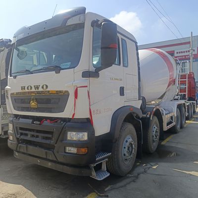 Camion per miscelatori industriali dotato di sistema di sterzo idraulico e 8 cilindrata per la miscelazione