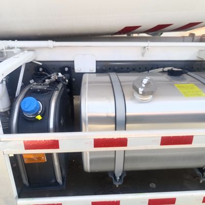 Camion haowo usato per la miscelazione dei serbatoi