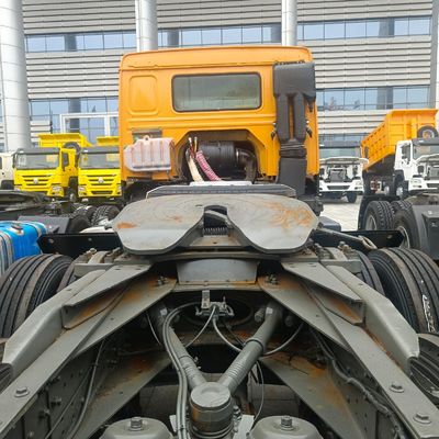 Potente capacità di traino e vendita di HOWO371HP6X4