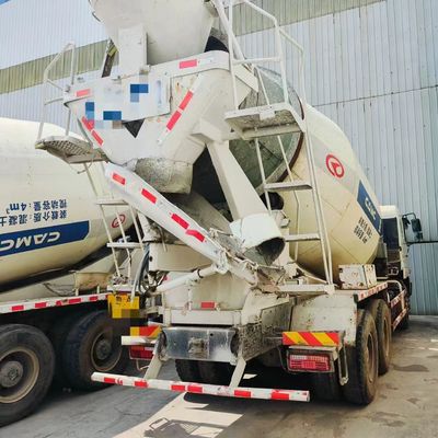 12m3 Diesel Sinotruk Concrete Mixer Truck con sistema di sterzo idraulico e pneumatici