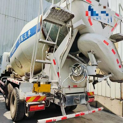 Sinotruk 8m3 Agitatore Diesel Camion con sterzo idraulico richiesta personalizzata