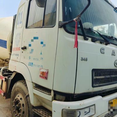 Sinotruk 8m3 Agitatore Diesel Camion con sterzo idraulico richiesta personalizzata
