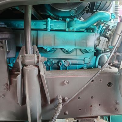 HOWO Camione miscelatore di cemento per progetti di costruzione 300-400 CV Potenza massima