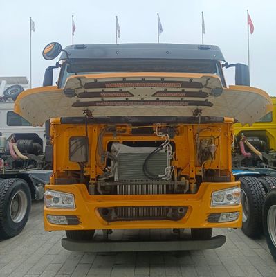 Spazioso sedile del conducente e serbatoio personalizzato di 400L versatile 2024 HOWO camion da trasporto