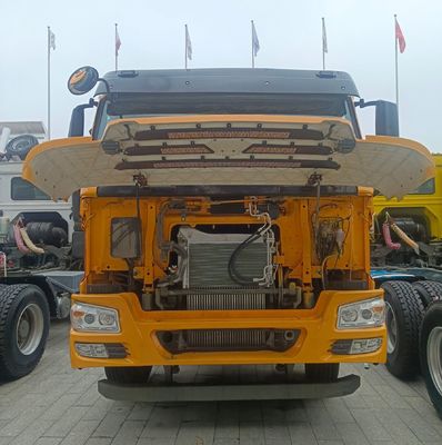 Camion pesante HOWO 371HP 6X4 Camion da trasporto a trattore con sterzo e sospensione
