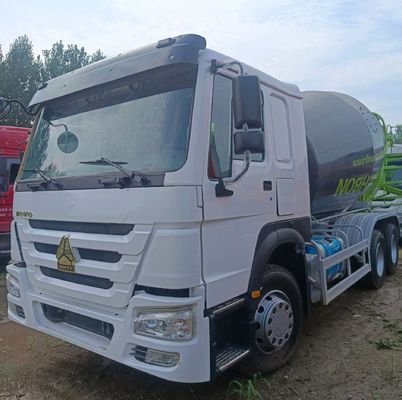 ZZ1257N3647N1 Usato HOWO 12m3 380HP camion miscelatore di calcestruzzo con assistenza alla guida azionata
