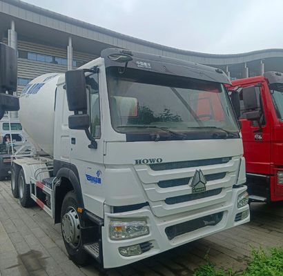 Trasmissione manuale 12m3 camion miscelatore di calcestruzzo con telaio Sinotruk e carico utile di 30T