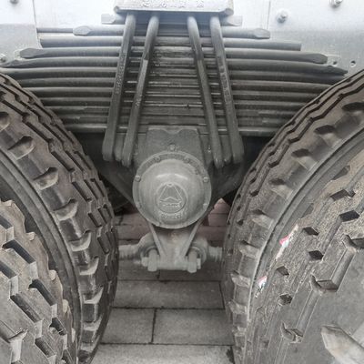 Camionetto per mescolatori di calcestruzzo diretto da 12 m3 con telaio Sinotruk e certificazione ISO9000
