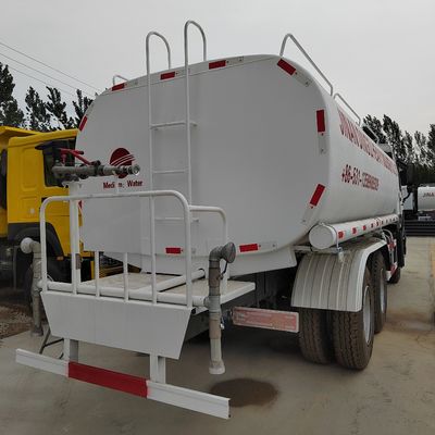 Sinotruk Chassis 20tons usato HOWO 6X4 camion di consegna dell'acqua camion cisterna dell'acqua camion con pneumatici