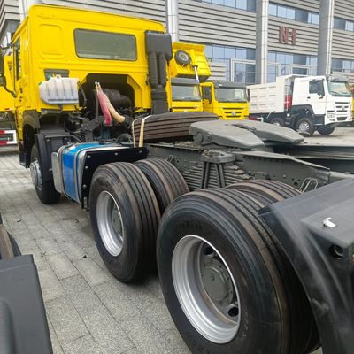 Guida economica 6×4 Testa del trattore diesel HOWO6X4 Trac con maggiore efficienza