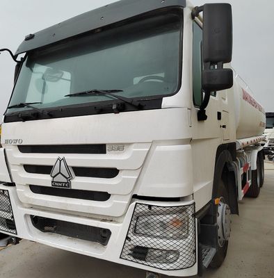 HOWO 6X4 20m3 20cu. M Camion-cisterna in acciaio inossidabile con scatola di carico in acciaio al carbonio