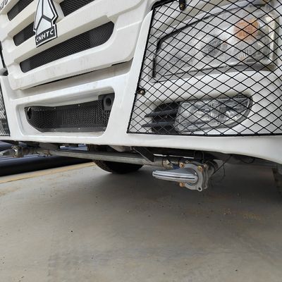 Trasporto HOWO Camionetto di consegna dell'acqua con carburante diesel e scatola di carico in acciaio al carbonio