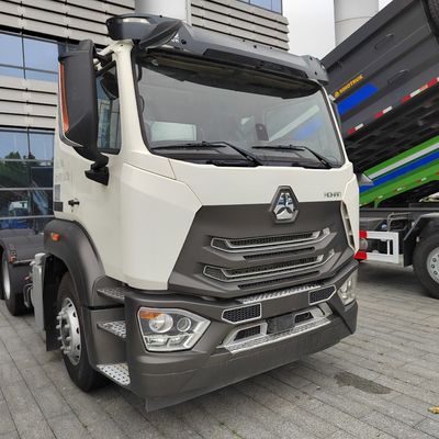 2024 Sinotruk Heavy Duty Off-Road Dump Truck con pneumatici senza tubi e ≤5 posti