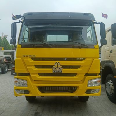 Potenza 351-450 CV Testa di camion diesel HOWO personalizzata per trainare semirimorchi