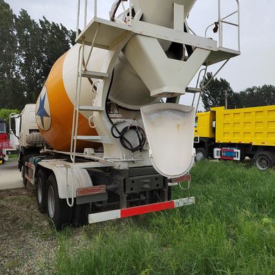 Veicolo da costruzione da 10 t Sinotruk HOWO Trasporto di merci minerarie Camion di cemento