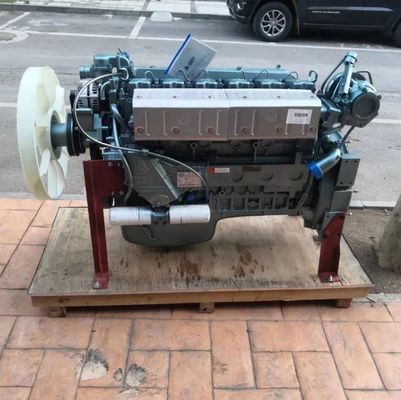 Motore a cilindro raffreddato ad acqua e motore a pistoni ricircociti