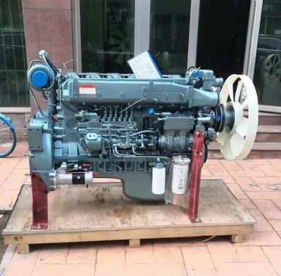 Motore a cilindro raffreddato ad acqua e motore a pistoni ricircociti