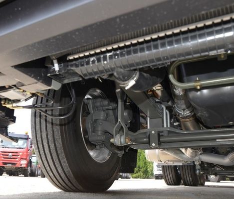 Sinotruk HOWO Cnl LNG Tractor Head per il rimorchio di semirimorchio 6×4