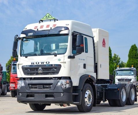Pagamento iniziale Camion da traino HOWO pesante con serbatoio di 400L e sospensione pneumatica