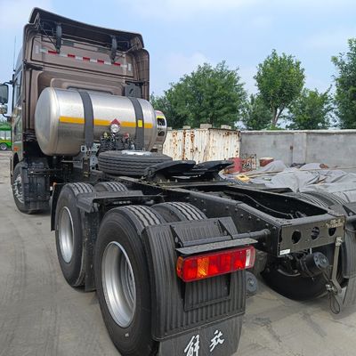 Grandi richieste Jh6 Trasporti 6X4 Camionetti trattori Veicoli di trasporto merci diesel di seconda mano