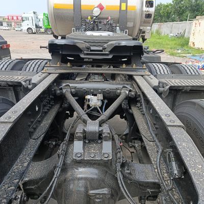 Grandi richieste Jh6 Trasporti 6X4 Camionetti trattori Veicoli di trasporto merci diesel di seconda mano