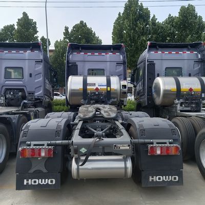 Camion pesante nazionale HOWO 6X4 LNG Camion poliuso a trasmissione automatica