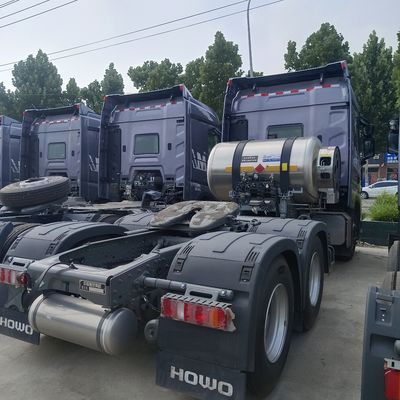 Camion pesante nazionale HOWO 6X4 LNG Camion poliuso a trasmissione automatica