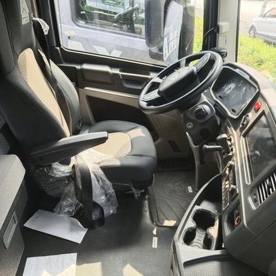 2024 HOWO 6X4 rimorchio manuale sinistro diesel raschiatore commerciale per il pagamento iniziale