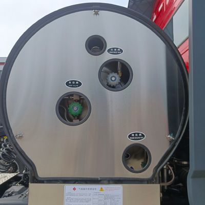 Tipo di sollevamento anteriore 6X4 Tipo di scarico GNL Gas Trazione camion di trasporto 580HP trattore