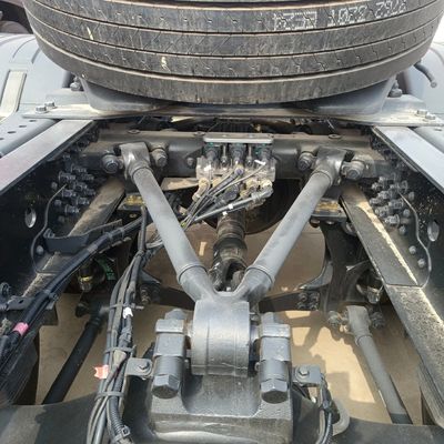 Potente Dongfeng Tianlong 6X4 Diesel Flagship Transport Truck con cambio manuale