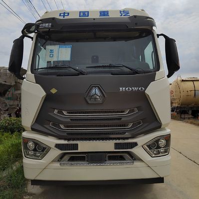 Veicolo fuoristrada pesante certificato ISO US Sinotruk 30t Camion per il trasporto di merci