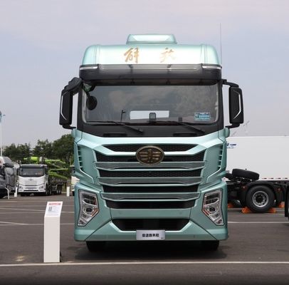 Camionetta ad LNG e CNG FAW X6000 con 580 CV