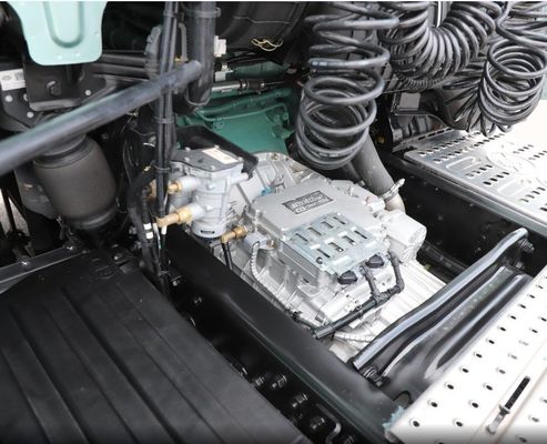 Camionetta ad LNG e CNG FAW X6000 con 580 CV
