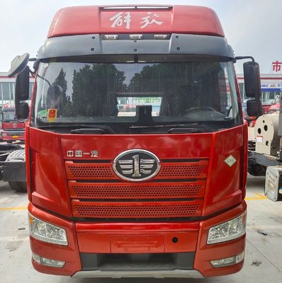 FAW Jiefang J6plng6X4 Camioni da trasporto a trattore con sollevamento anteriore