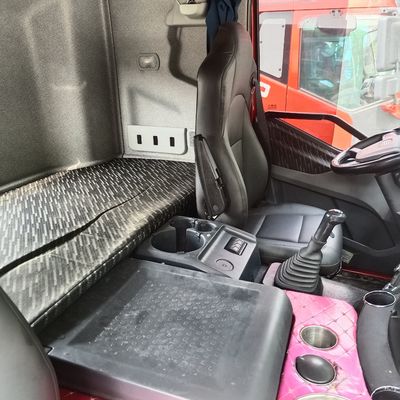 FAW Jiefang J6p Gas 6X4 Traktor Truck La scelta migliore per il vostro business