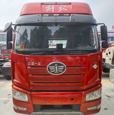 Pneumatici senza tubi FAW Jiefang J6p 510 HP Trattore usato 6*4/4*2/6*2 Camion da trasporto a trazione