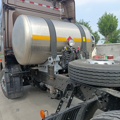 630 CV camion da trasporto a gas 4*2 con telaio Sinotruk e cilindrata del motore &gt; 8L