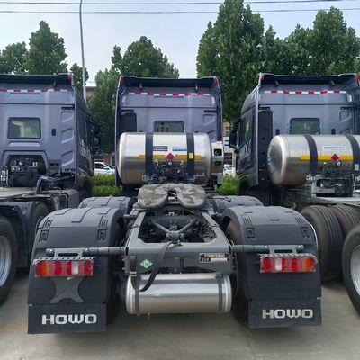 Camionetto ad LNG HOWO 2024 personalizzato da 480 a 700 CV per il trasporto