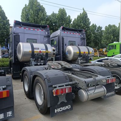 US 2024 Light HOWO LNG Gas Traction Truck 6 * 4 480HP a 700HP Truck di trasporto con parti