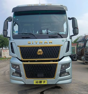 630HP 6*4 2024 Shandeka G7h LNG Tractor Truck per il trasporto di 8.25m*2.55m*3.96m di carico