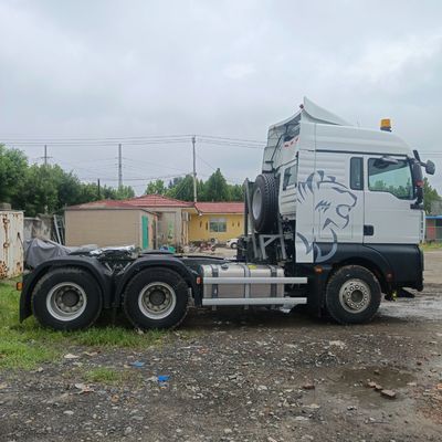 6x4 Dump Truck con funzionalità di guida automatizzata e pneumatici certificati GCC con motore potente