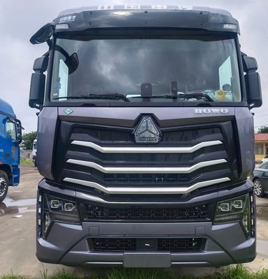 Pneumatici 2024 Heavy Duty HOWO Max LNG540HP Trasporto a trazione a trasmissione automatica