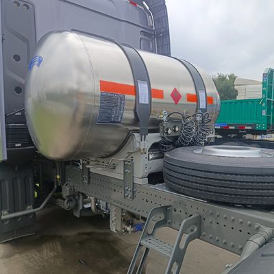 2024 HOWO 6X4/4X2LNG540HP Trasporto a trasmissione automatica