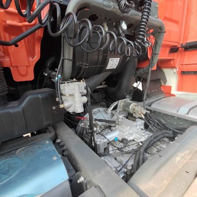 Sitrak di seconda mano HOWO Camion pesante 6X4 Chassis di trattore-camione Chassis di Sinotruk