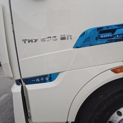 6 cilindri Kick Start Sinotruk HOWO 6X4 Veicolo pesante Alta potenza e affidabilità